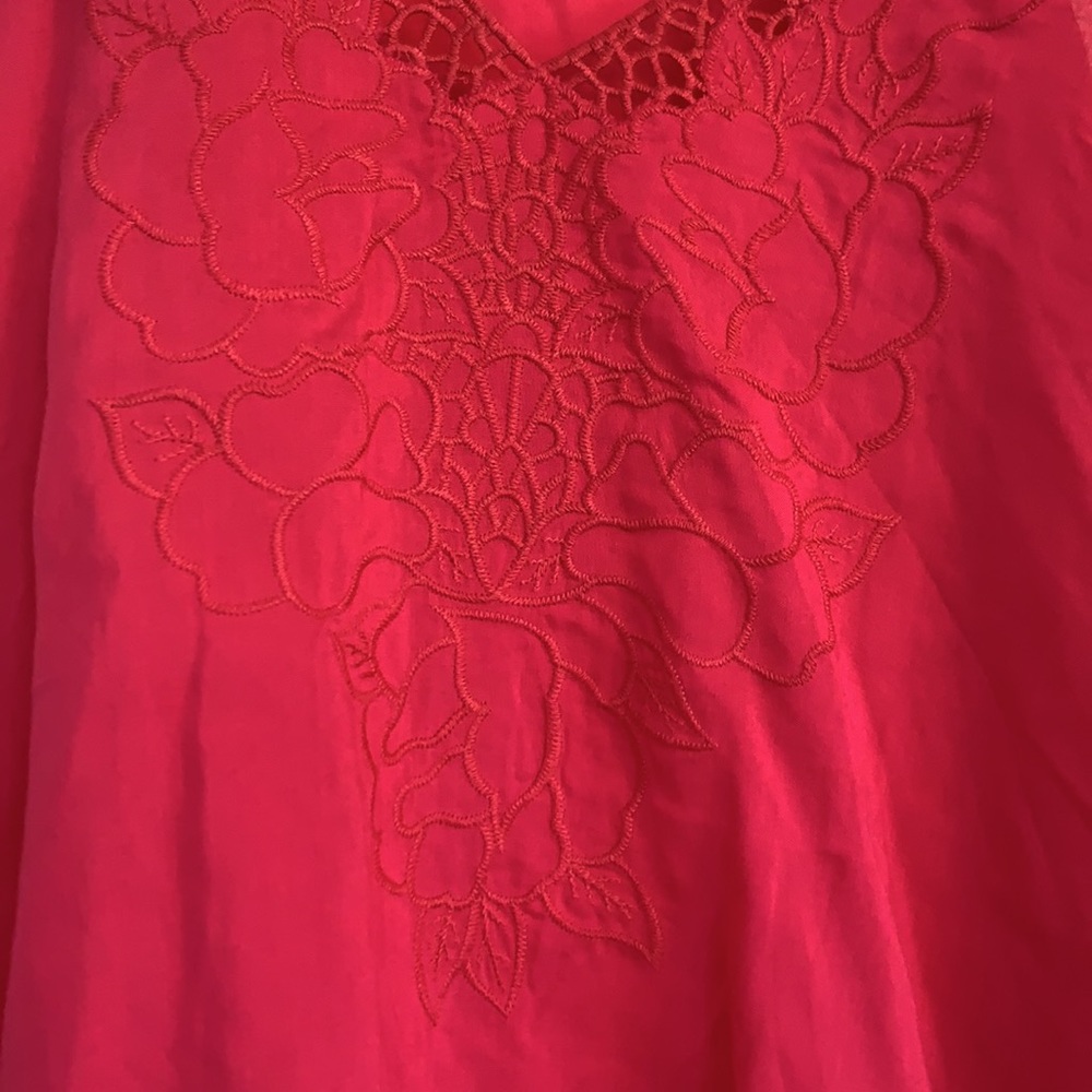 Pink top - Picture 2 of 4